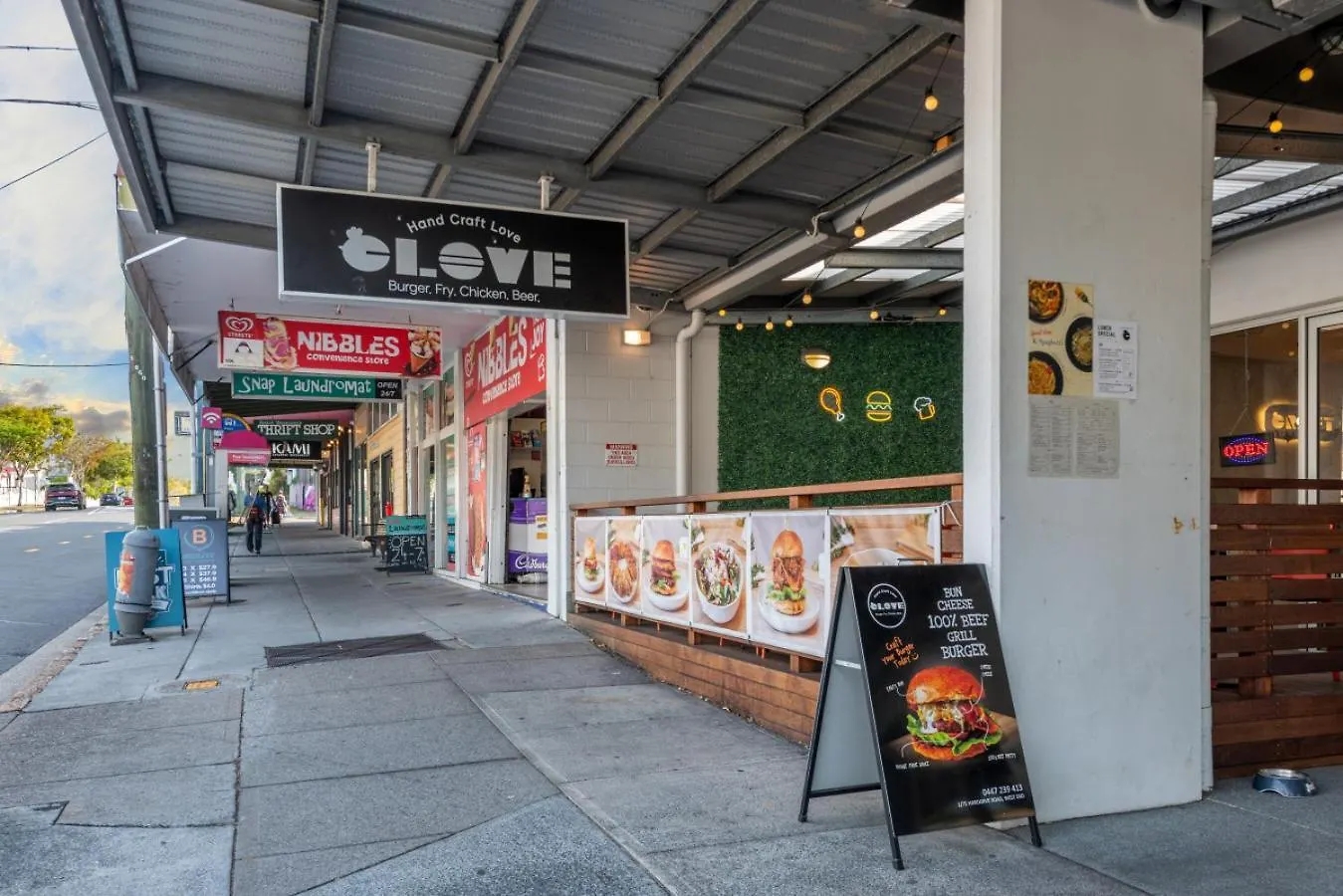 Park The Car & Explore Brisbane By Custom Bnb Hosting Apartmán